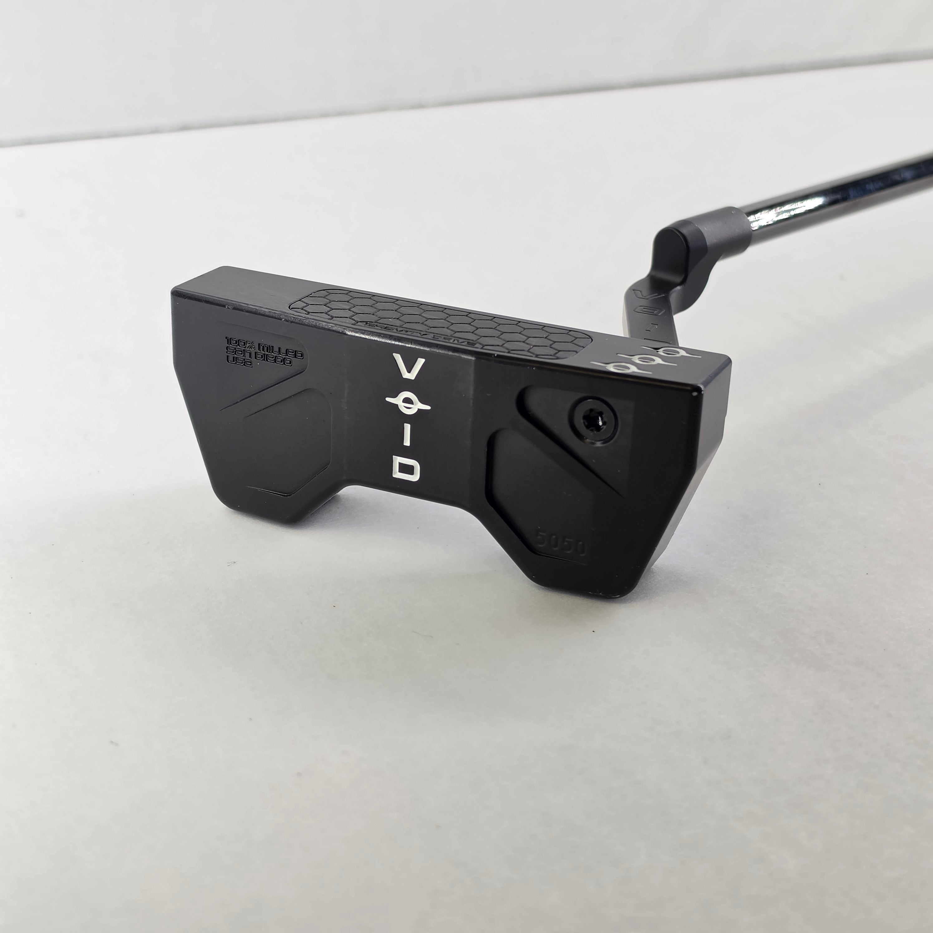 Saber | Midnight Black | 34” | 8/10 #103
