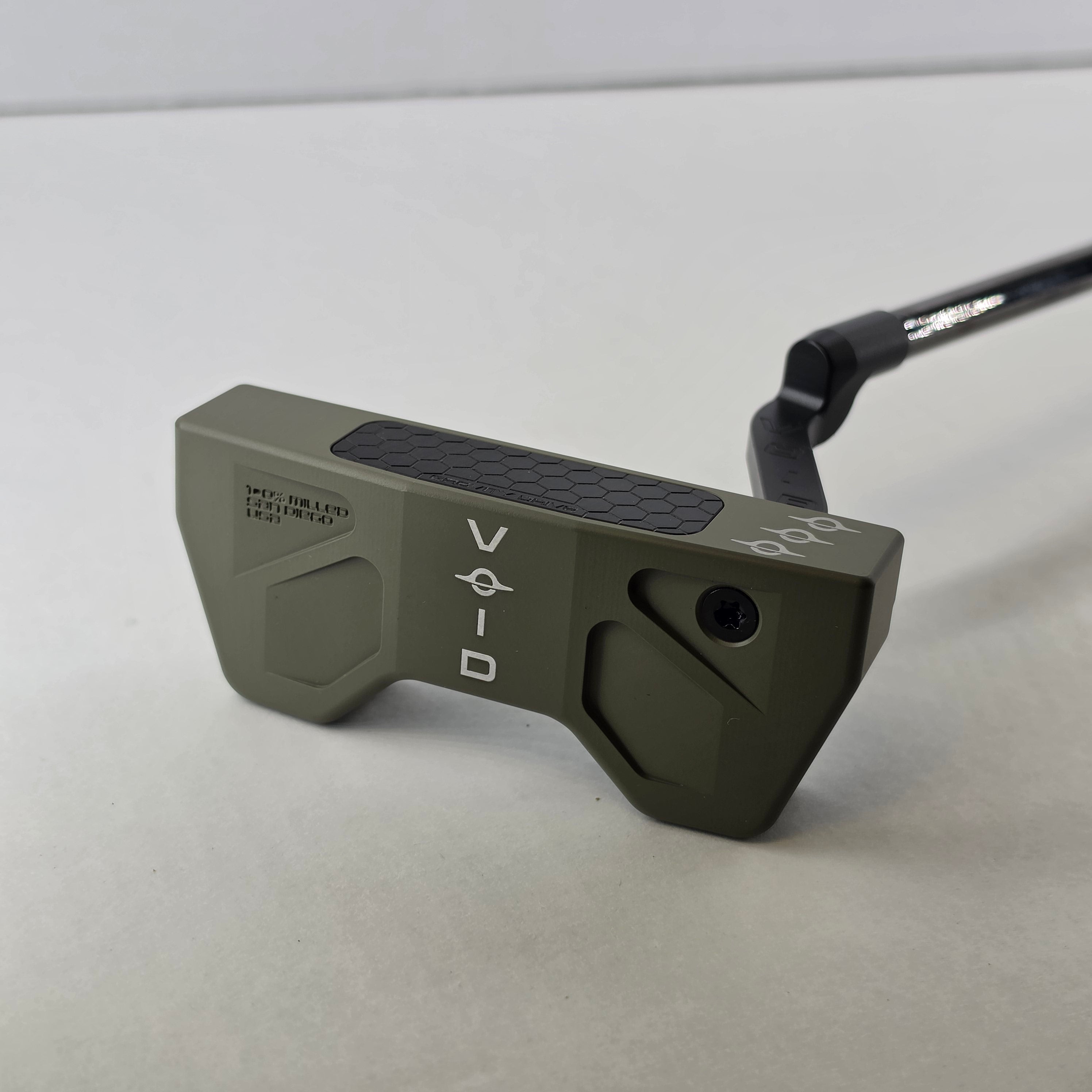 Saber | Olive Drab | 34” | 10/10 #104