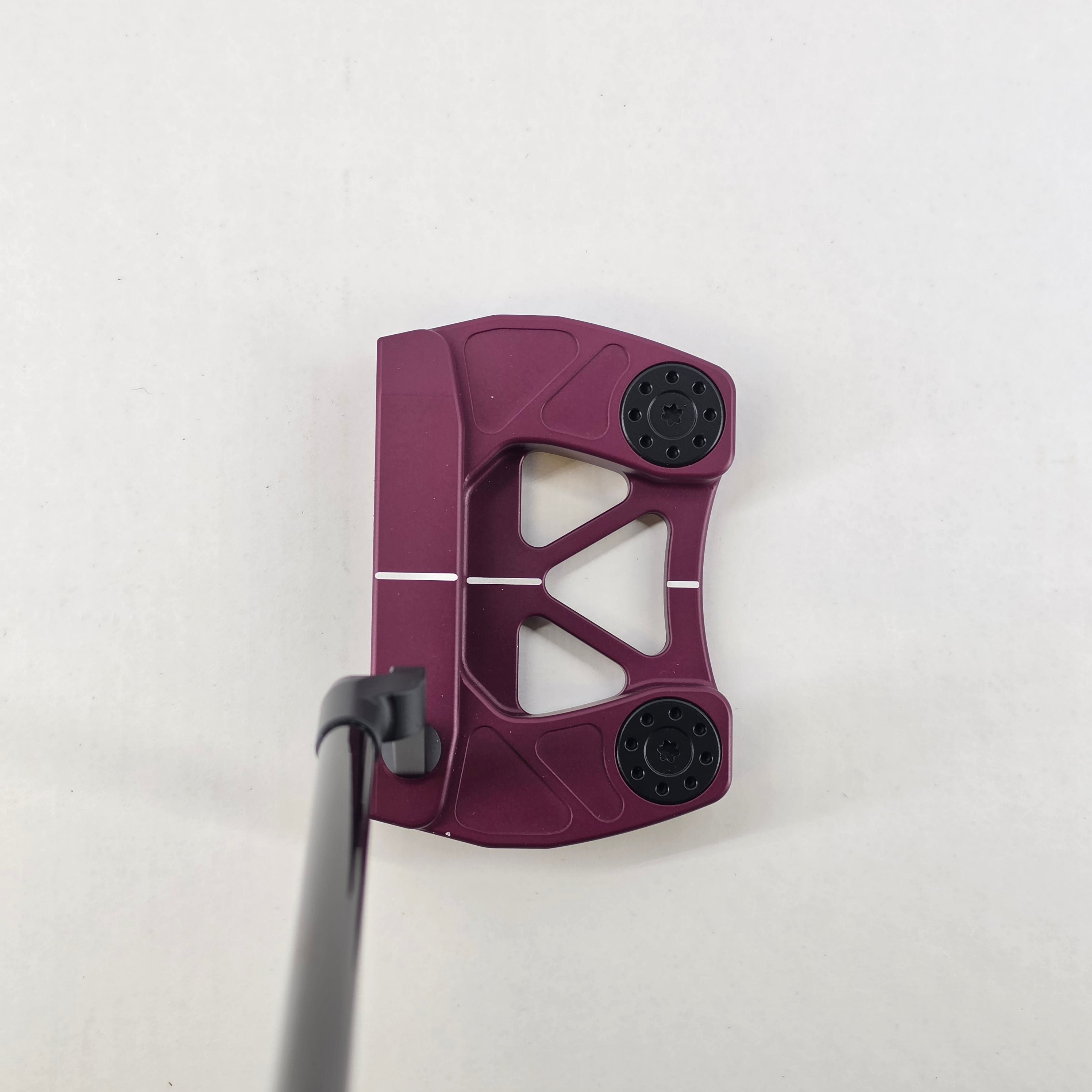 Goliath | Black Cherry | 34” | 9/10 #107