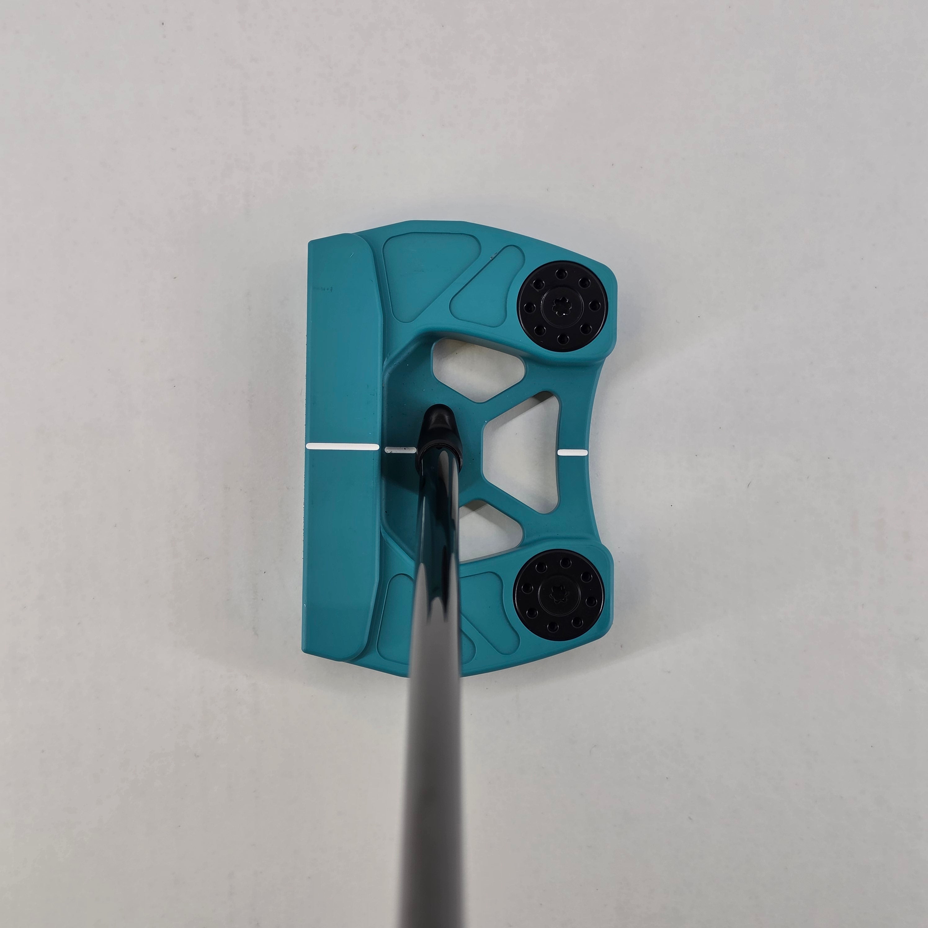 Goliath CenterFire | Teal | 35” | 9/10 #130