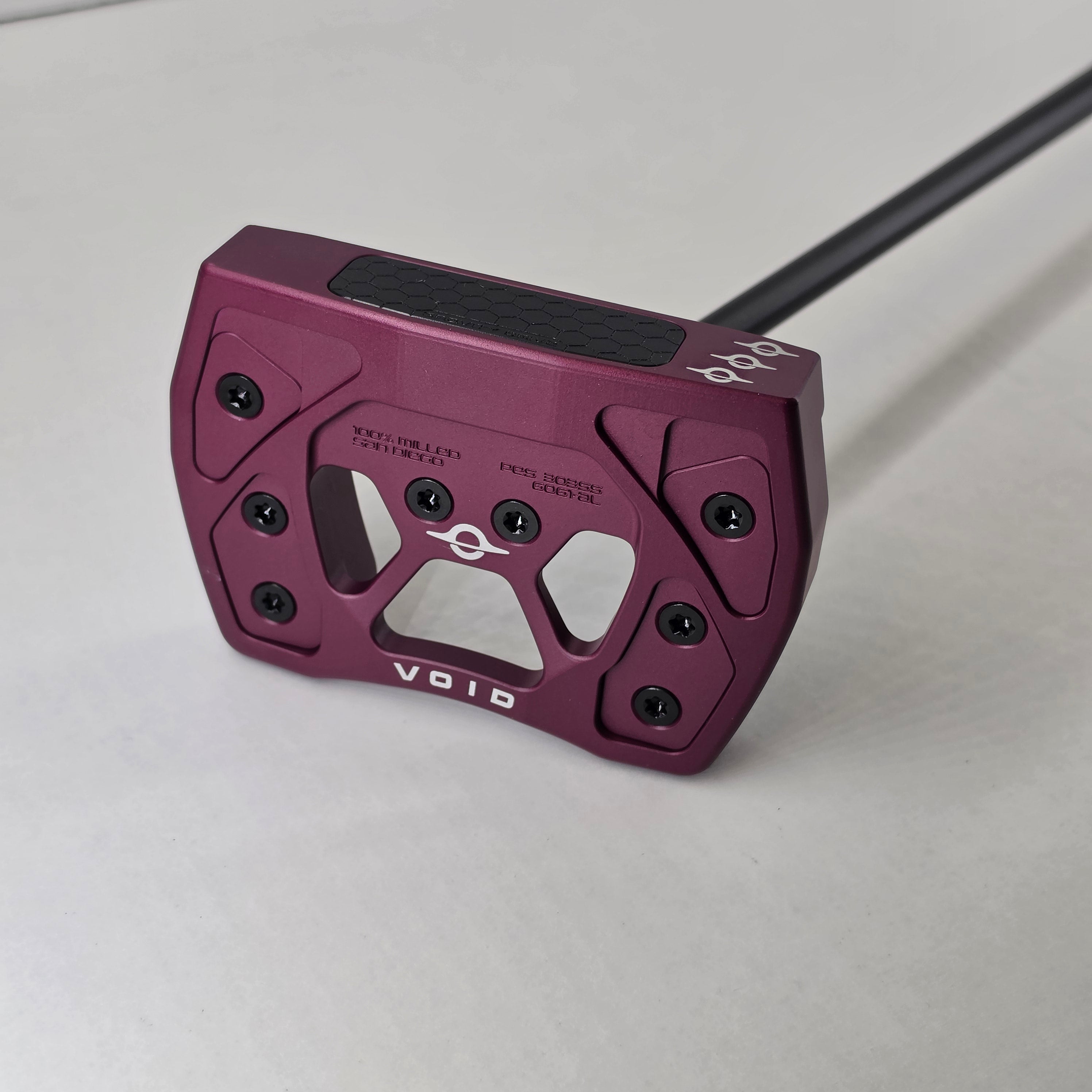 Goliath CenterFire Pro  | Black Cherry | 34” | 9/10 #144