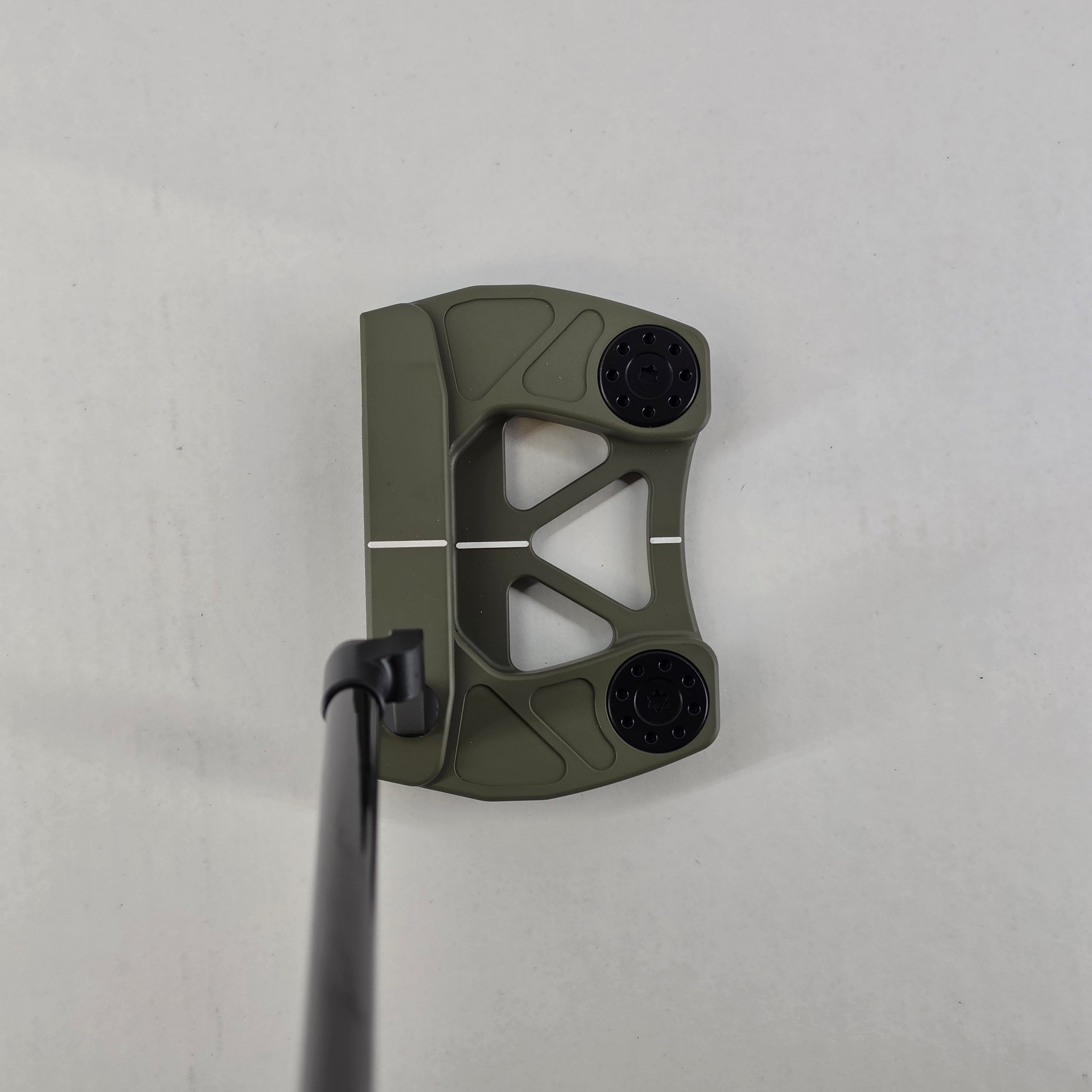 Goliath | Olive Drab | 35” | 9/10 #147