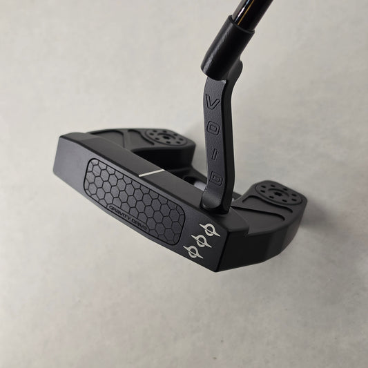 Goliath | Midnight Black | 35” | 10/10 #102