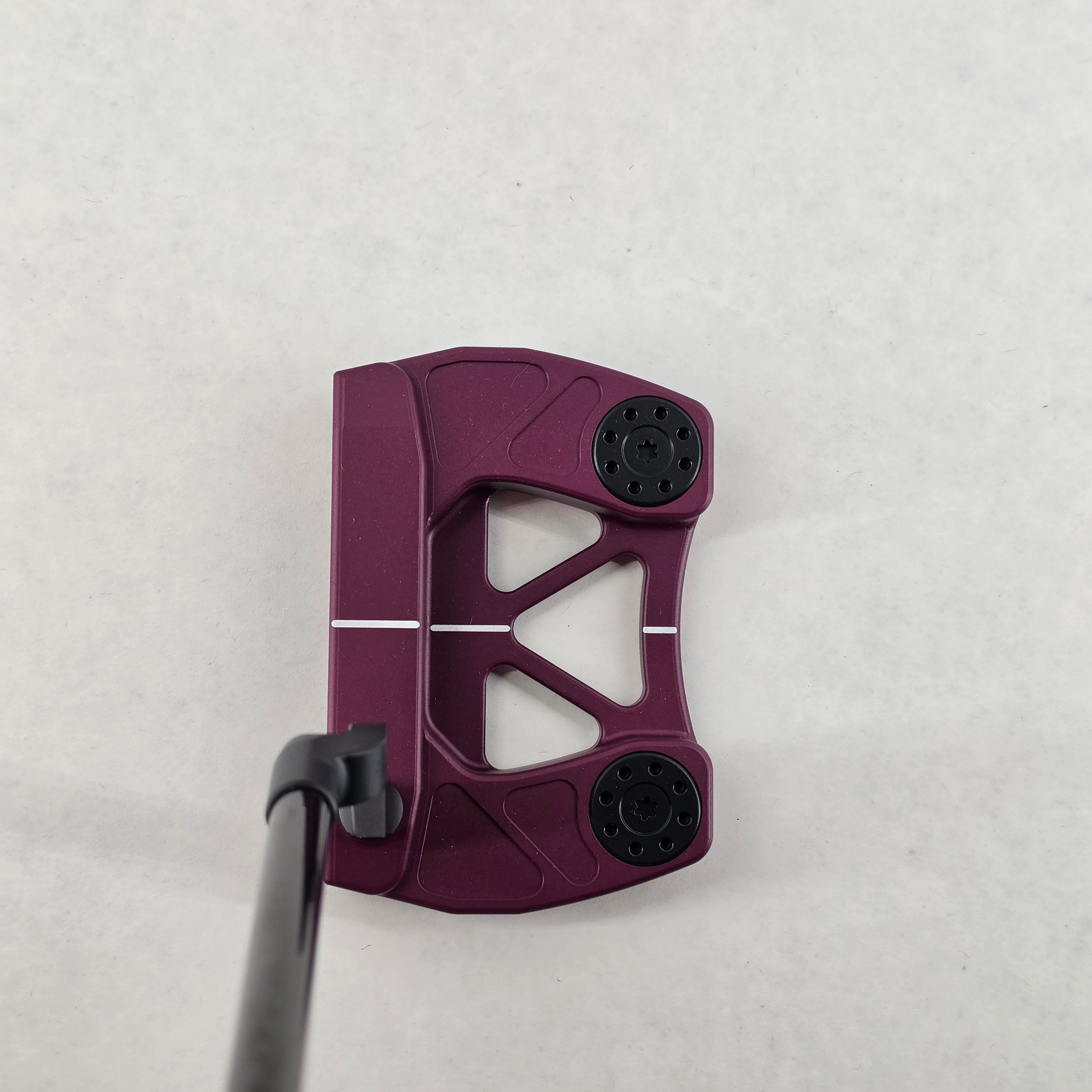 Goliath | Black Cherry | 34” | 10/10 #109