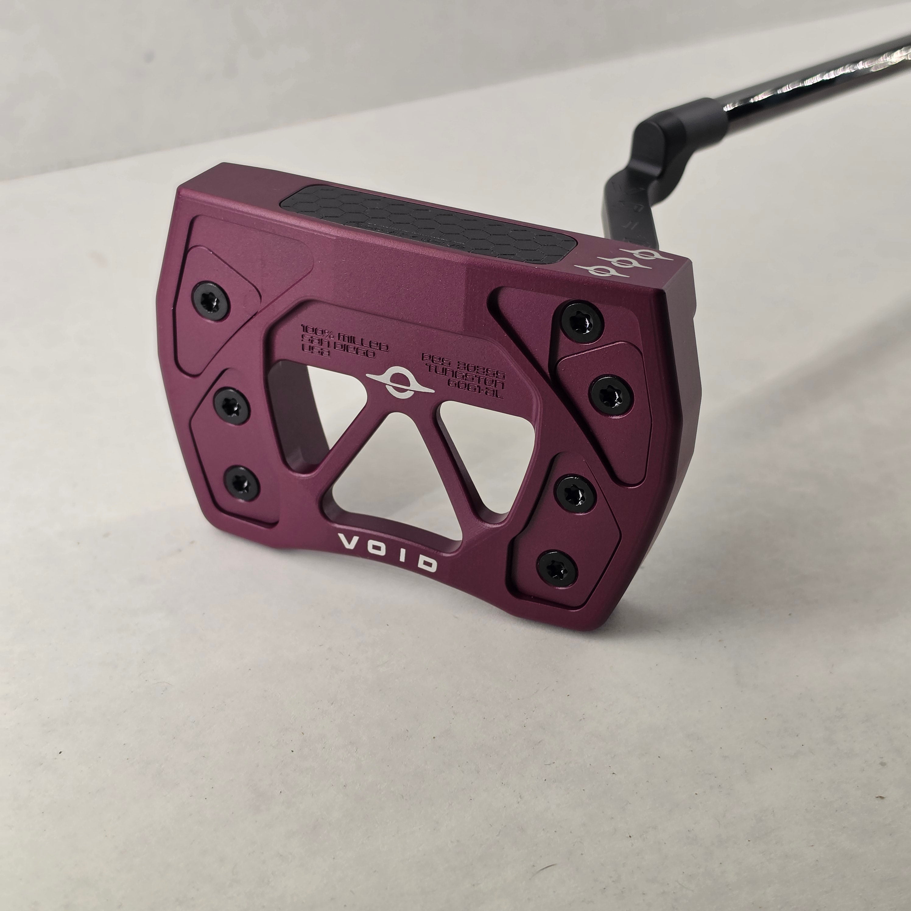 Goliath | Black Cherry | 34” | 10/10 #109
