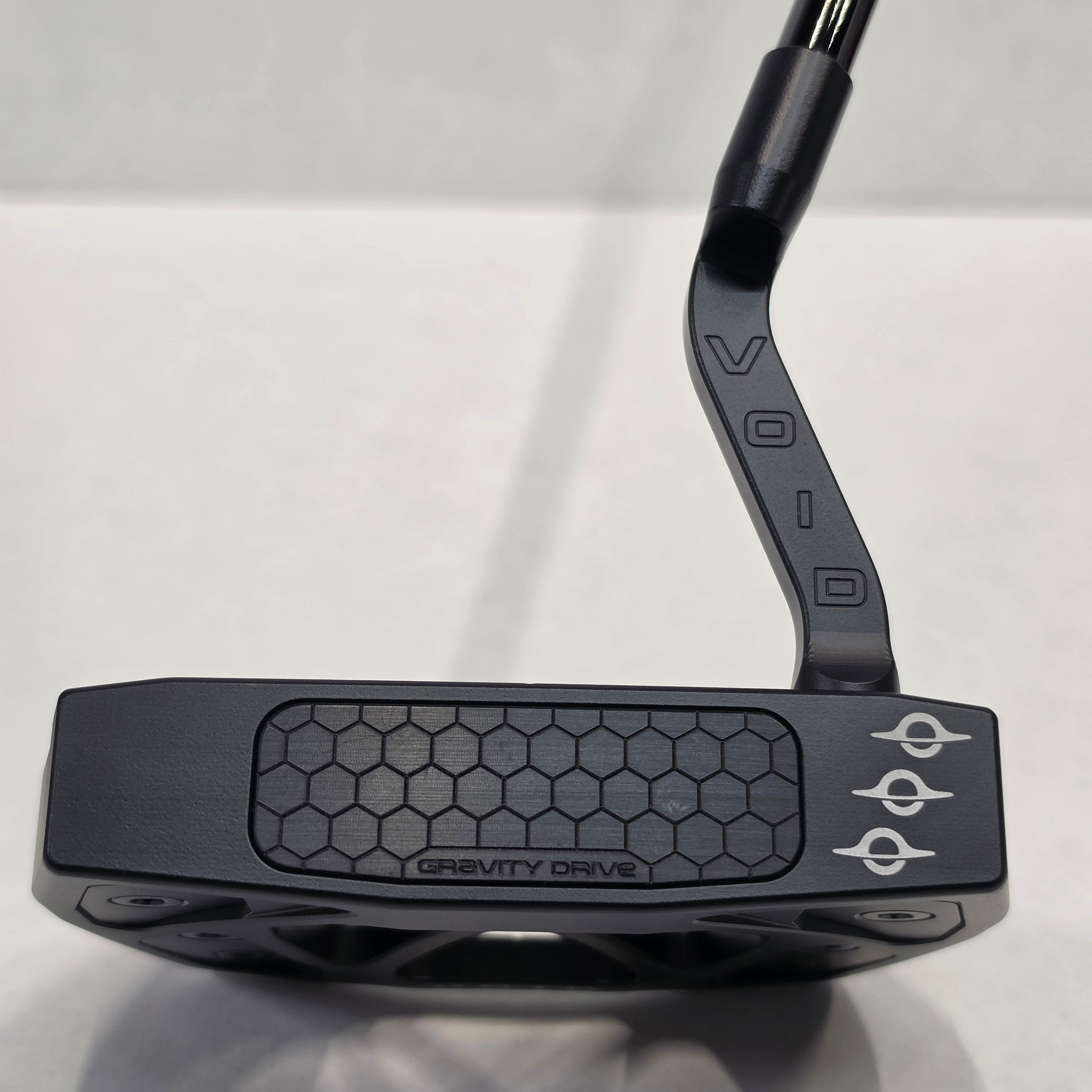 Goliath | Midnight Black| 34" | 10/10 #120