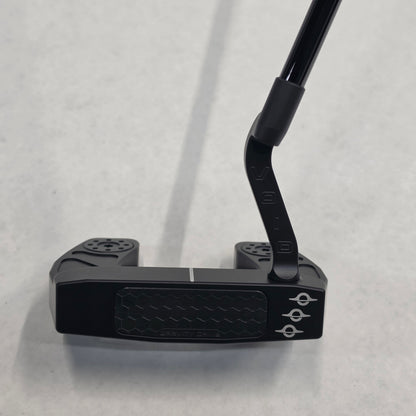 Goliath | Midnight Black| 33” | 9/10 #11
